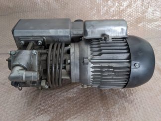 Busch R5 RB 0021 Vacuum Pump - High Efficiency & Low Maintenance | Ideal for Industrial & Laboratory Applications"